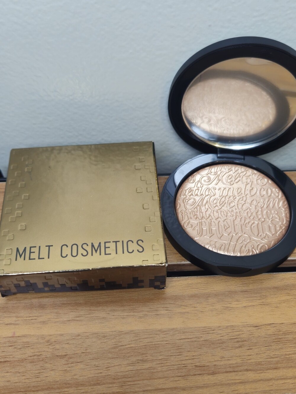 Melt Cosmetics Gold Ore Digital Dust Highlight 0.28oz